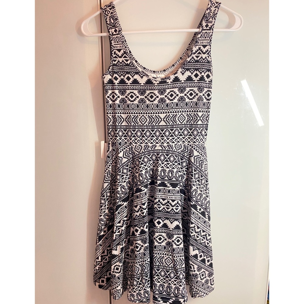 AEROPOSTALE TRIBAL PRINT DRESS